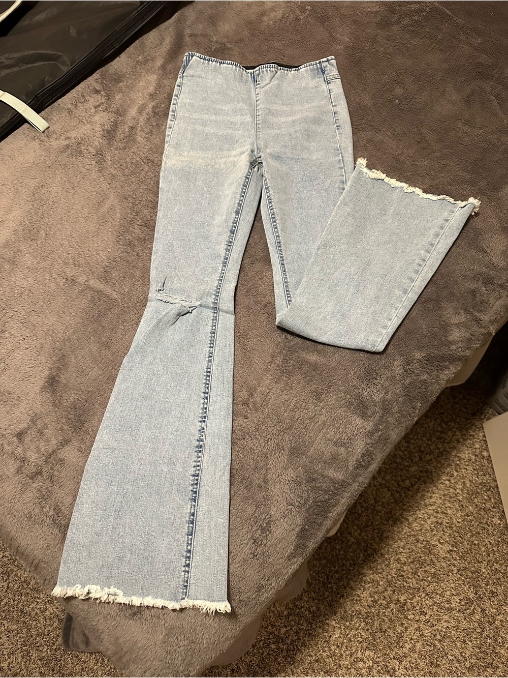 Tinseltown Light Blue Frayed-Hem Flare Jeans